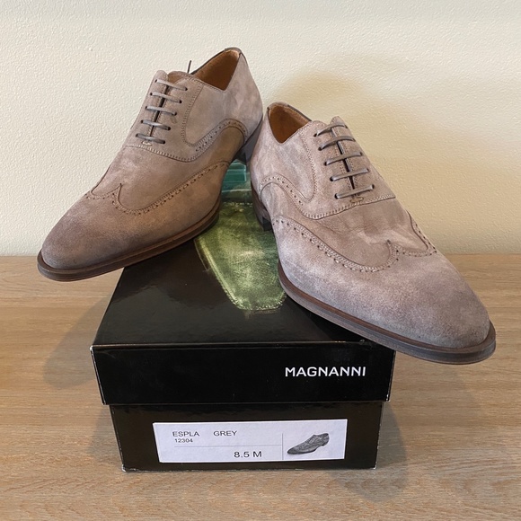 Magnanni Espla Suede Wingtip Oxfords 